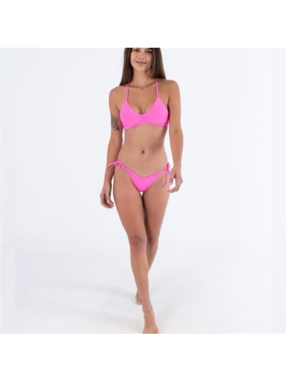 Hurley Tie-Dye String Bikini in Pink, Teal, White BNWT retail  $80 size Small 🤗
